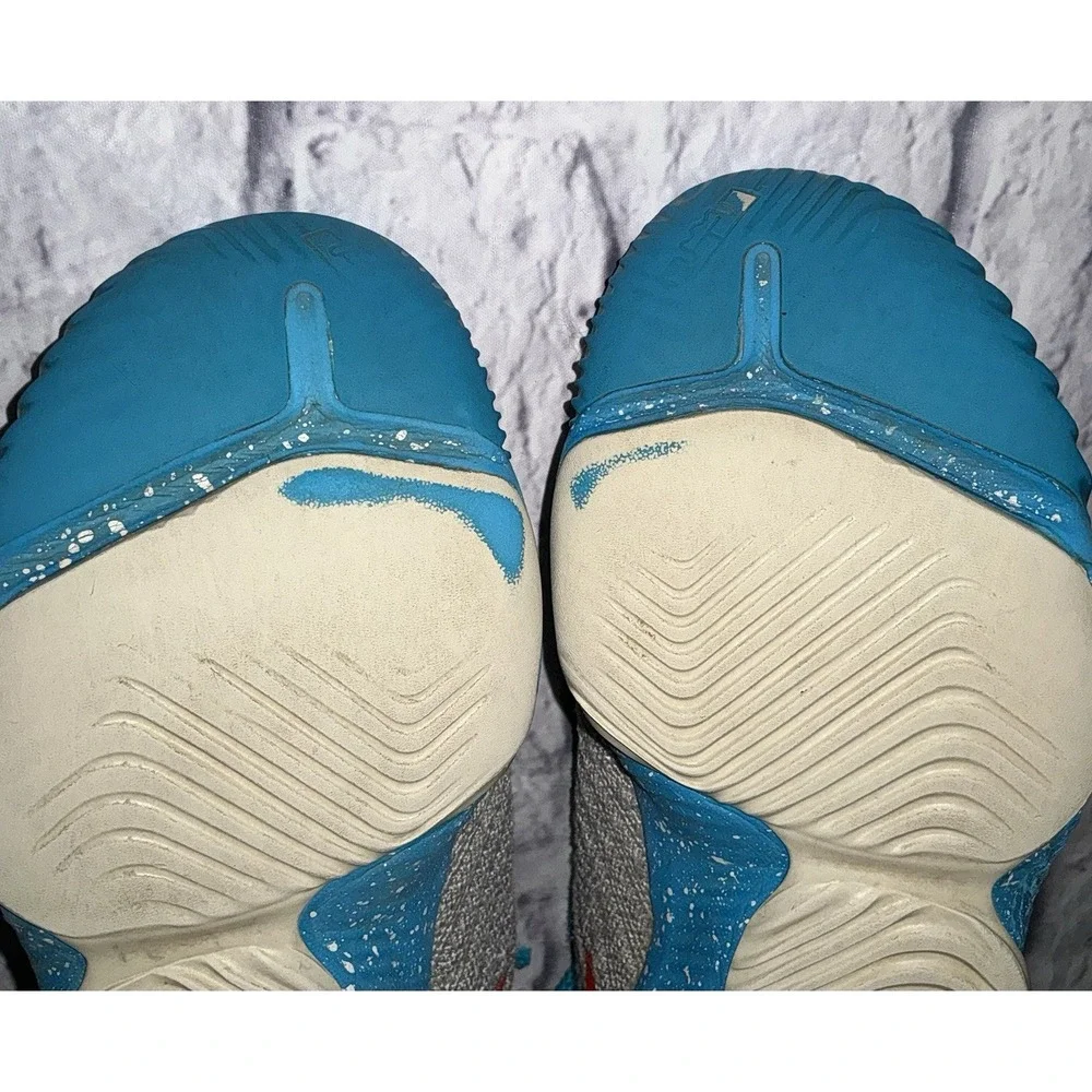 Nike Lebron XVI 16 GS South Beach Light Bone Tour Yellow AQ2465-076‎ Size 6.5Y
